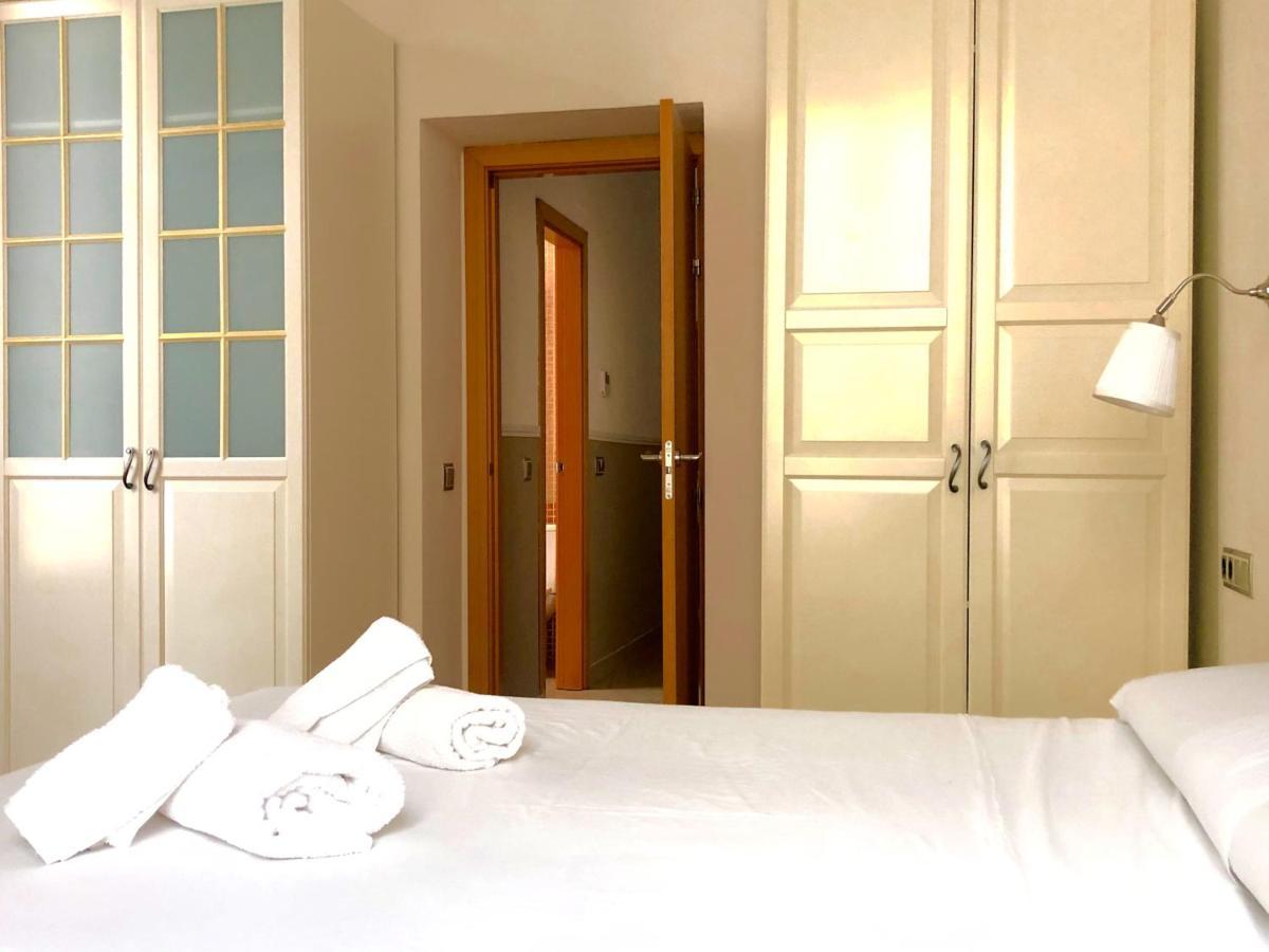 Arenal Suite - 1 Dormtitorio เซบีญา ภายนอก รูปภาพ